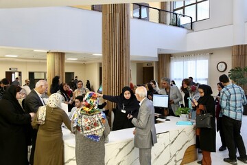 بازدید دبیرکل نهاد از کتابخانه مرکزی رشت