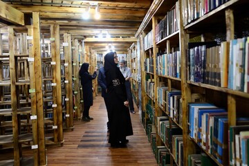 بازدید از کتابخانه ملی رشت