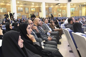 هفته کتاب اصفهان