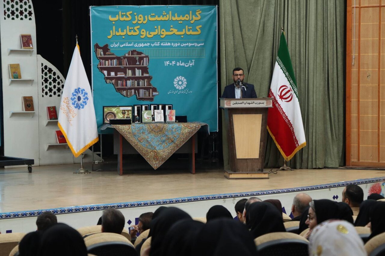 توسعه فرهنگی، بدون کتاب و اندیشه ممکن نیست