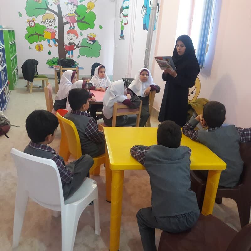 تجربههای شیرین مطالعه در کتابخانههای عمومی استان مرکزی