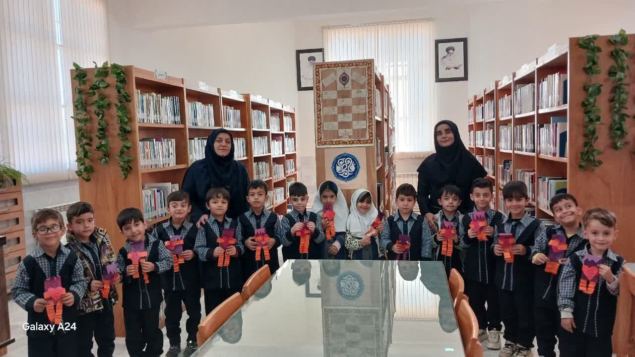 پیوند کتابخانه‌های عمومی و مدارس در استان مرکزی