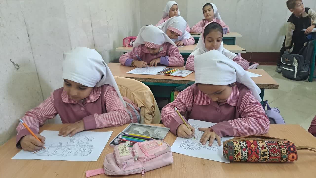 پیوند کتابخانه‌های عمومی و مدارس در استان مرکزی