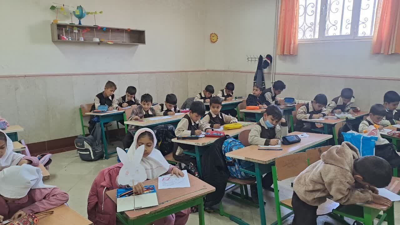 پیوند کتابخانه‌های عمومی و مدارس در استان مرکزی