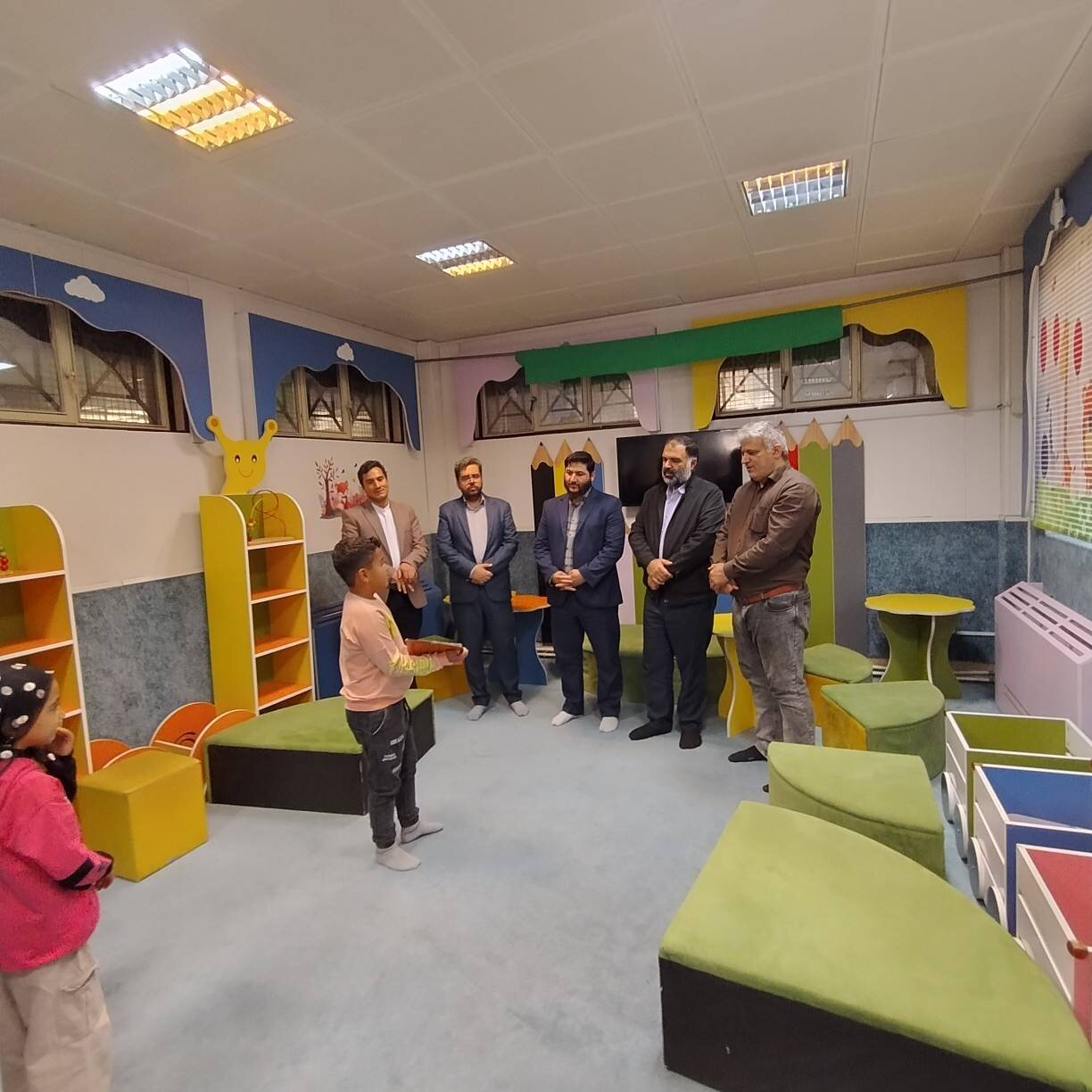 کتاب‌گردی در شهرستان فردیس