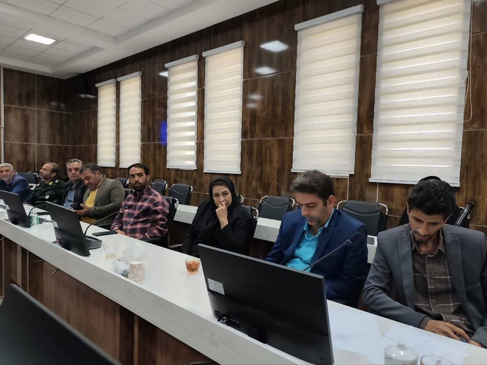 حضور سرپرست کتابخانههای عمومی استان در جلسه انجمن و بازدید از کتابخانههای زیرکوه