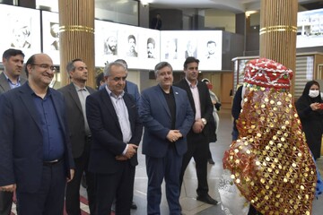 بازدید استاندار آذربایجان شرقی از کتابخانه مرکزی تبریز