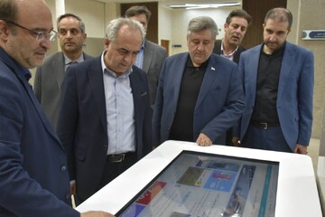 بازدید استاندار آذربایجان شرقی از کتابخانه مرکزی تبریز