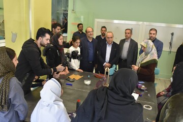 بازدید استاندار آذربایجان شرقی از کتابخانه مرکزی تبریز