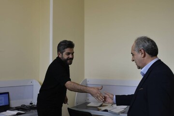 بازدید استاندار آذربایجان شرقی از کتابخانه مرکزی تبریز