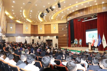 آیین تجلیل از خادمان عرصه کتاب و رویداد ملی قهرمان من در گرگان برگزار شد