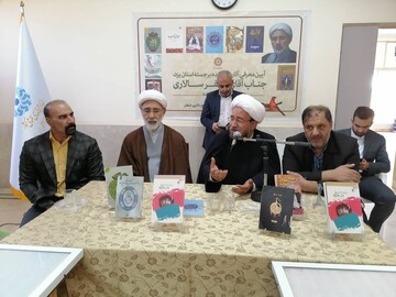 نشست معرفی آثار حجت‌الاسلام والمسلمین مظفر سالاری در کتابخانه مرحوم ذاکری اشکذر برگزار شد