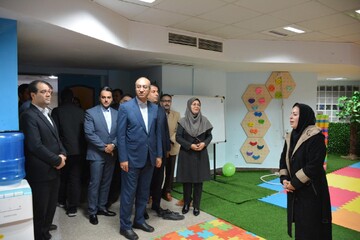 بازدید استاندار کرمانشاه از اداره کل کتابخانه های عمومی استان