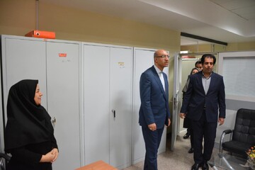بازدید استاندار کرمانشاه از اداره کل کتابخانه های عمومی استان