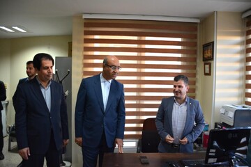 بازدید استاندار کرمانشاه از اداره کل کتابخانه های عمومی استان