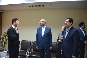 بازدید استاندار کرمانشاه از اداره کل کتابخانه های عمومی استان