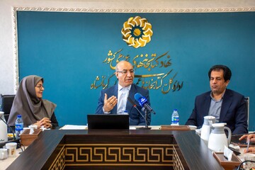بازدید استاندار کرمانشاه از اداره کل کتابخانه های عمومی استان