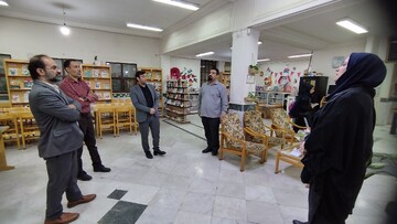 بازدید از کتابخانه نرگس قم