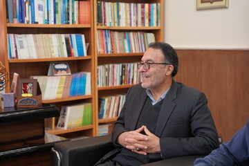 حضور نماینده مجلس شورای اسلامی در اداره کل کتابخانه های عمومی استان مرکزی