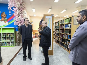 حضور نماینده مجلس شورای اسلامی در اداره کل کتابخانه های عمومی استان مرکزی