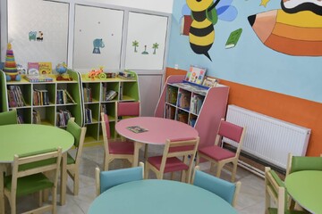 پیشخان خدمات کتابخانه ای خیّرساز یعقوبی در روستای ارلان