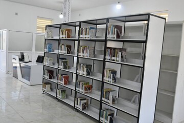 پیشخان خدمات کتابخانه ای خیّرساز یعقوبی در روستای ارلان