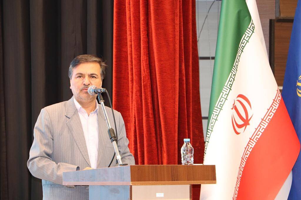 آیین تجلیل از خادمان عرصه کتاب و رویداد ملی قهرمان من در گرگان برگزار شد