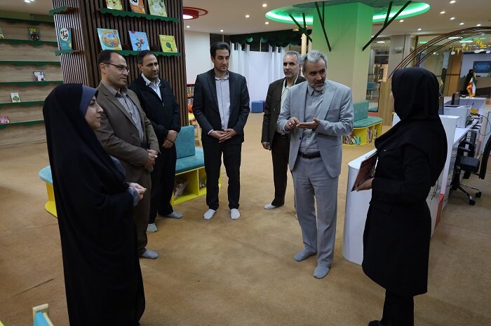 دیدار مدیرکل دیوان محاسبات با مدیرکل کتابخانه‌های عمومی آذربایجان‌ غربی