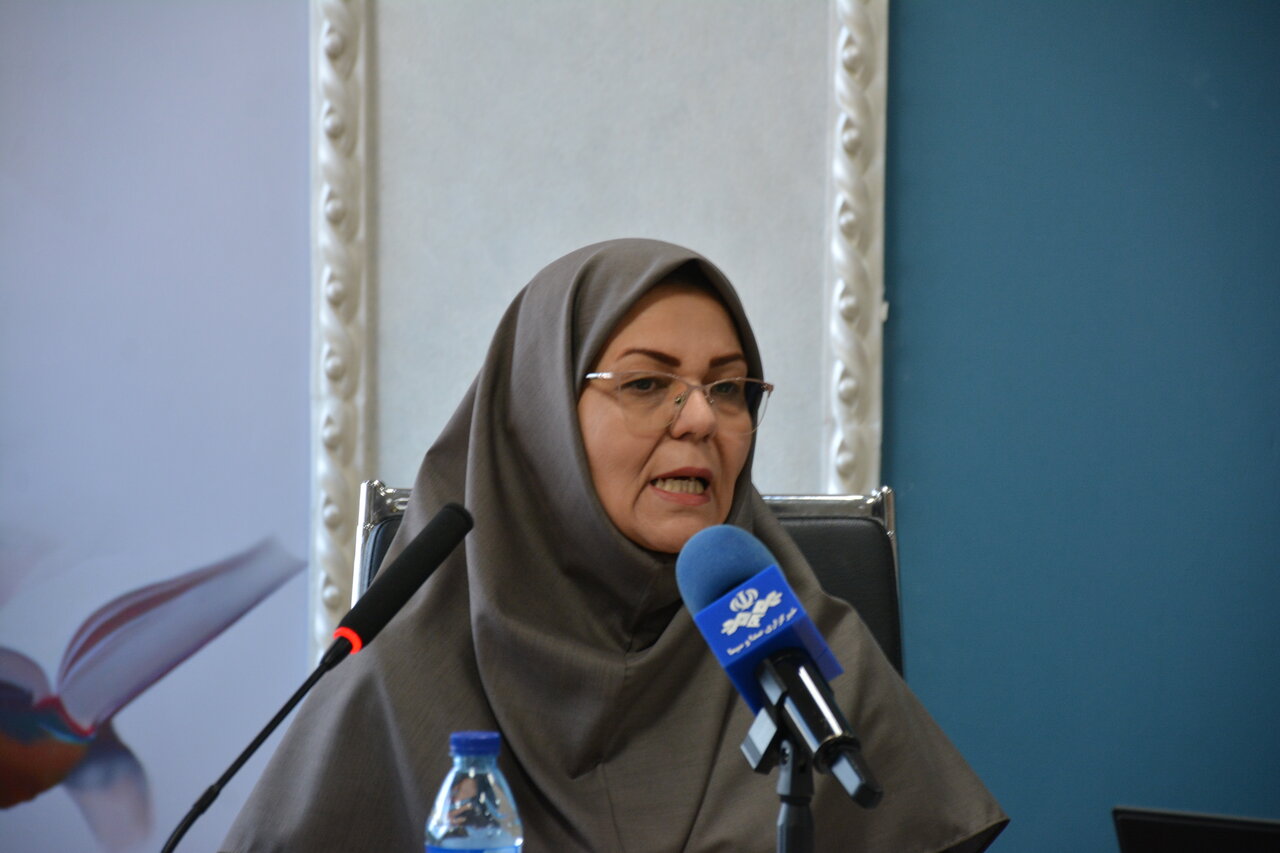 دانایی، بالاترین قدرت است و از دل کتاب بیرون میآید