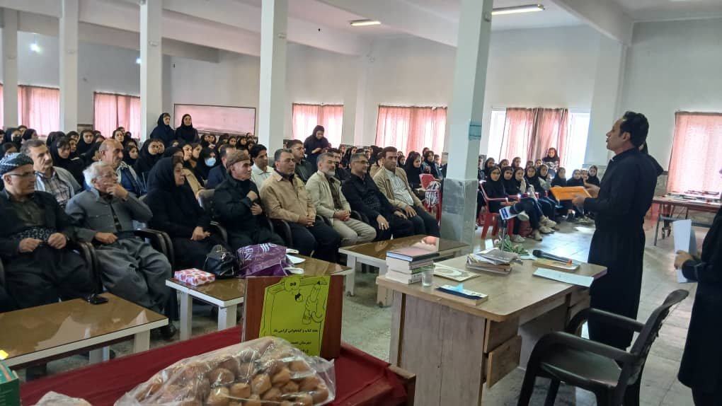 کتابخانه‌های عمومی شهرستان مهاباد، پایگاهی برای فرهنگ و دانایی