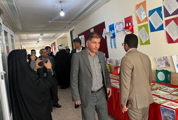 جشن نمادین «کتابیاران کوچک» در مدرسه بحرالعلوم شیرانی لردگان برگزار شد