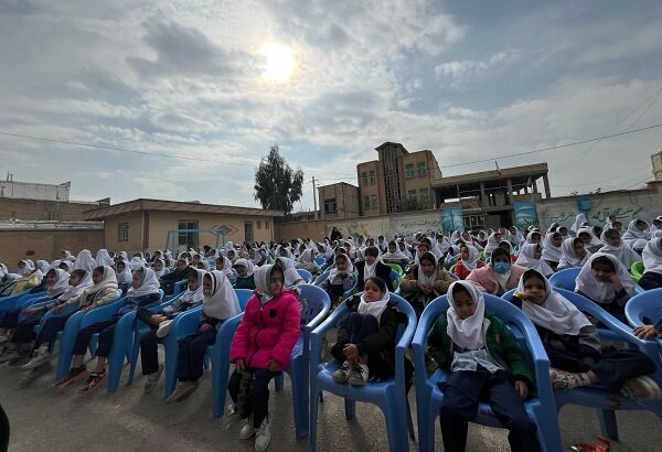 جشن نمادین «کتاب‌یاران کوچک» در مدرسه بحرالعلوم شیرانی لردگان برگزار شد  