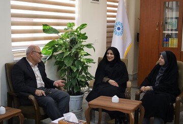 دیدار مدیرکل کمیته امداد استان با مدیرکل کتابخانه‌های عمومی آذربایجان‌ غربی