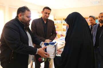 توافق بر هم‌افزایی دو نهاد هرهنگی و امدادی سمنان در هفته کتاب