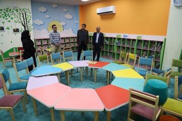 بازدید مدیرکل امور اقتصادی و دارایی استان بوشهر از کتابخانه عمومی خلیج فارس