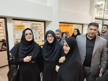 بازدید دبیرکل نهاد از کتابخانه مرکزی خرم‌آباد