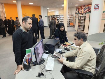 بازدید دبیرکل نهاد از کتابخانه مرکزی خرم‌آباد