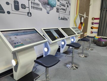 بازدید دبیرکل نهاد از کتابخانه مرکزی خرم‌آباد