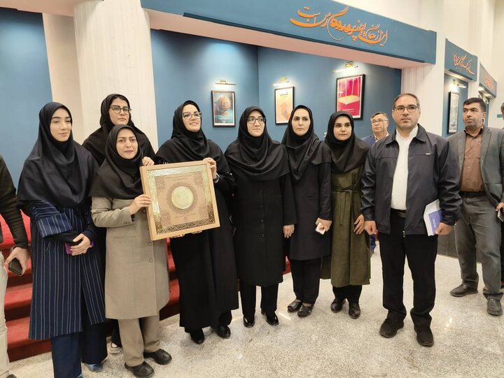 بازدید دبیرکل نهاد از کتابخانه مرکزی خرم‌آباد