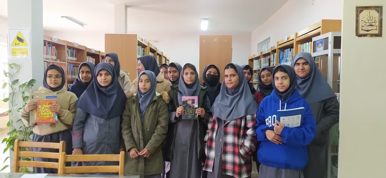 تجربه‌های شیرین مطالعه در کتابخانه‌های عمومی استان مرکزی