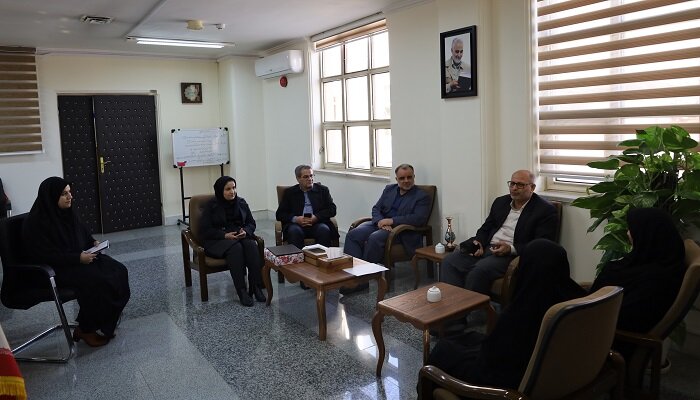 دیدار مدیرکل کمیته امداد استان با مدیرکل کتابخانههای عمومی آذربایجان غربی
