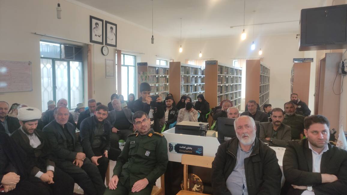 آیین گرامیداشت روز کتاب، کتابخوانی و کتابدار در کتابخانه عمومی «گنج دانش» شهر قوشچی برگزار شد