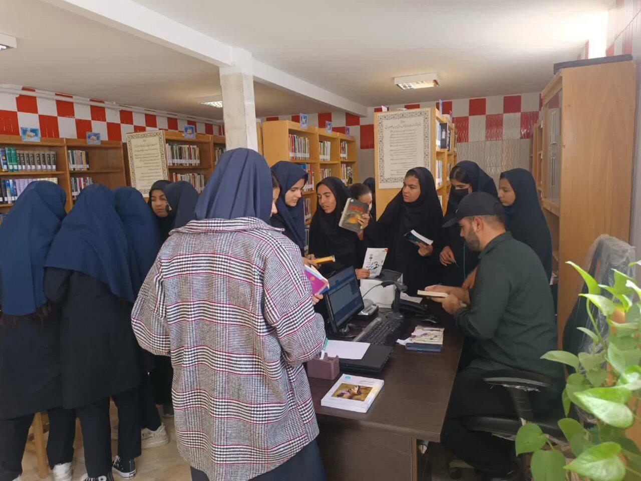 کتابخانه‌های عمومی استان مرکزی؛ پناهگاهی برای خلاقیت، گفت‌وگو و همدلی