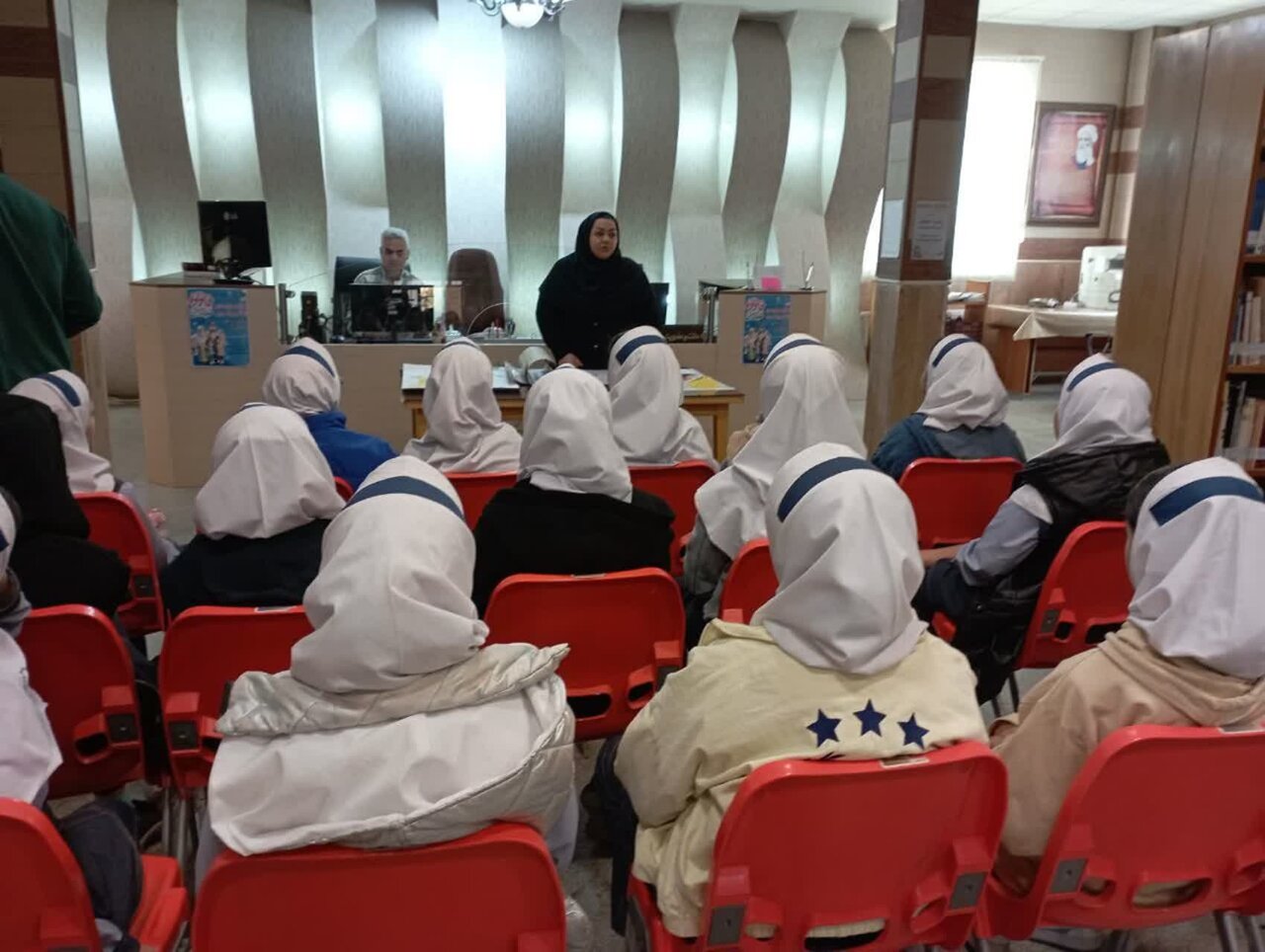 پلی میان کتاب و زندگی به میزبانی کتابخانههای عمومی استان مرکزی