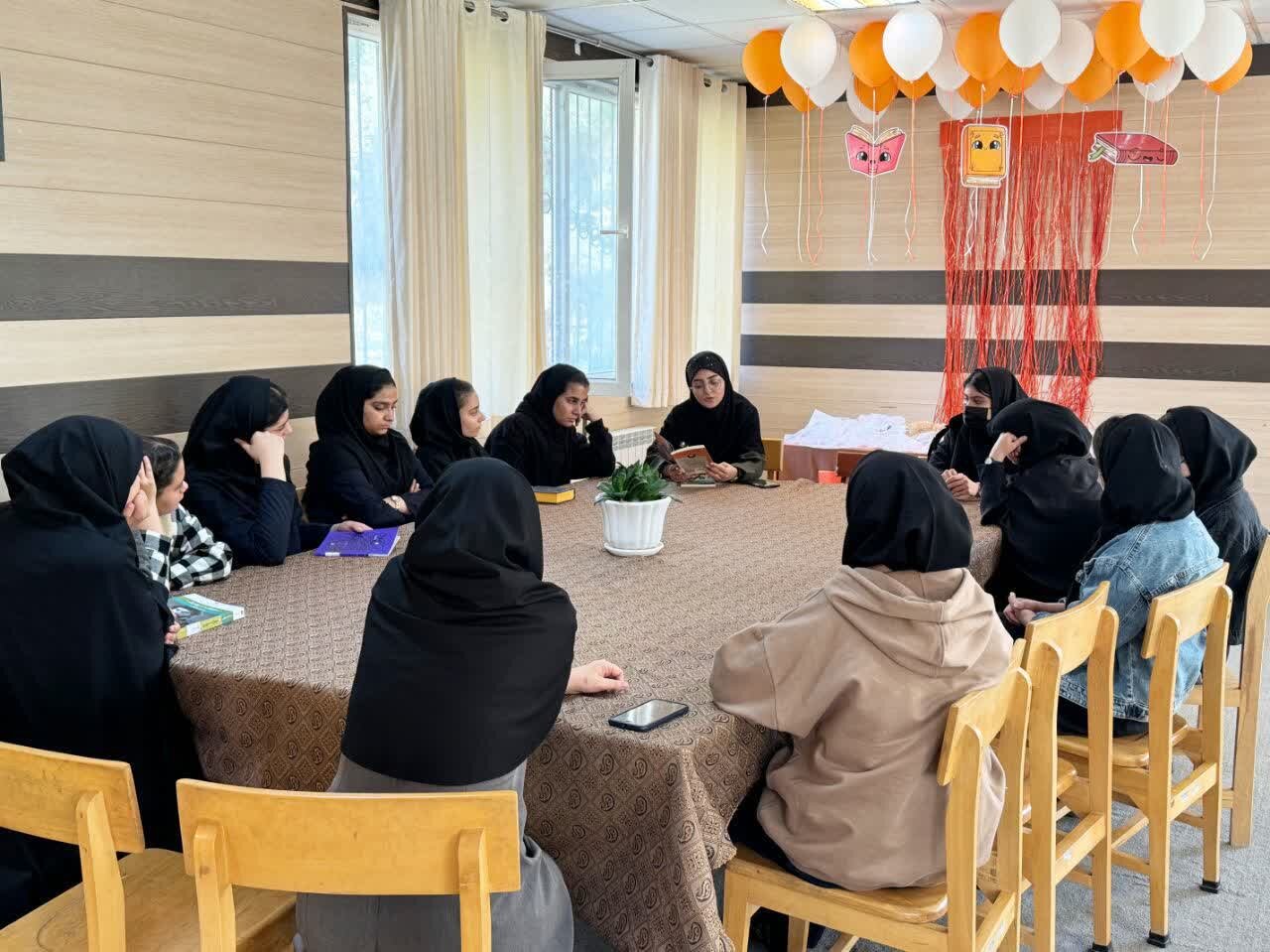 پیوند فرهنگ، هنر و آموزش در کتابخانه‌های عمومی استان مرکزی