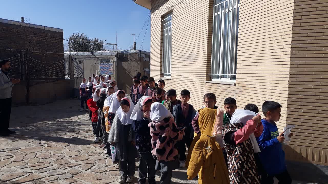 پیوند فرهنگ، هنر و آموزش در کتابخانههای عمومی استان مرکزی