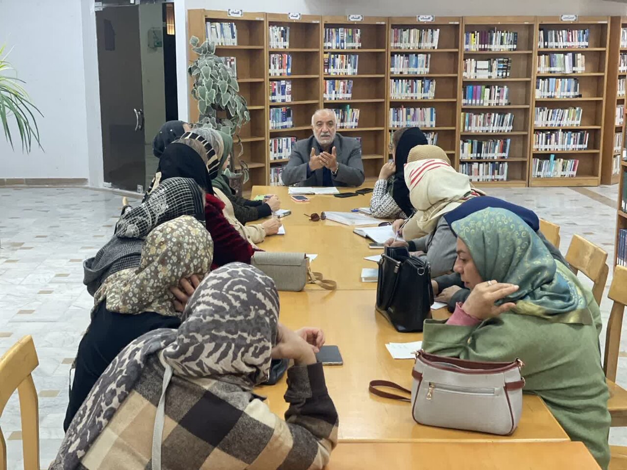 کتابخانههای عمومی استان مرکزی، خانهای برای پرورش اندیشه