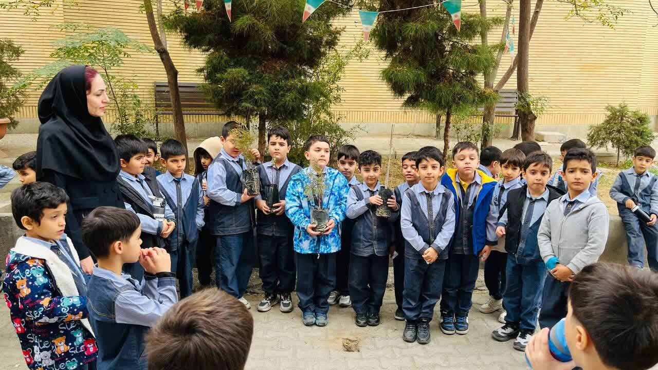 کتابخانه‌های عمومی استان مرکزی، خانه‌ای برای پرورش اندیشه