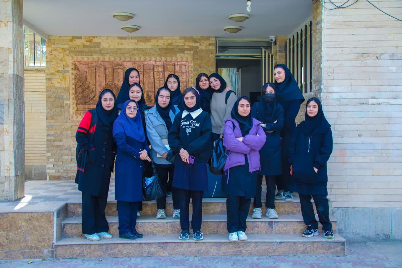 کتابخانههای عمومی استان مرکزی؛ میدان خلاقیت، تجربه و علمآموزی