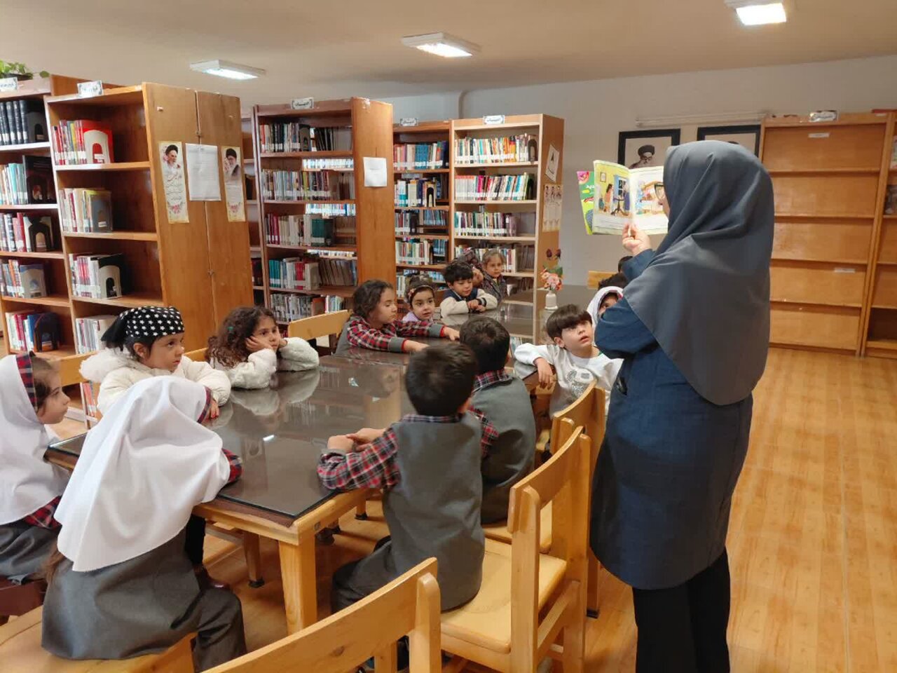 برگزاری پرشور محافل ادبی در کتابخانه‌های عمومی استان مرکزی